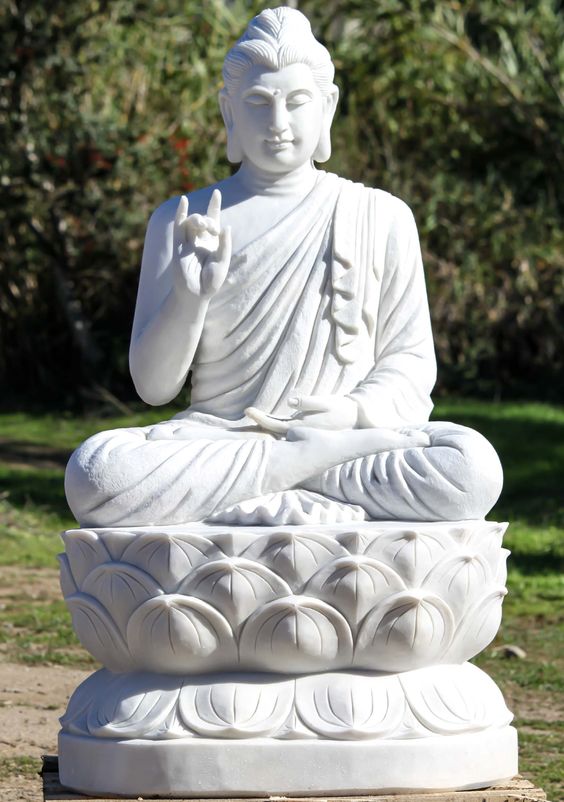 15 Best Garden Buddha Statues to Bring the Zen and Tranquility Home